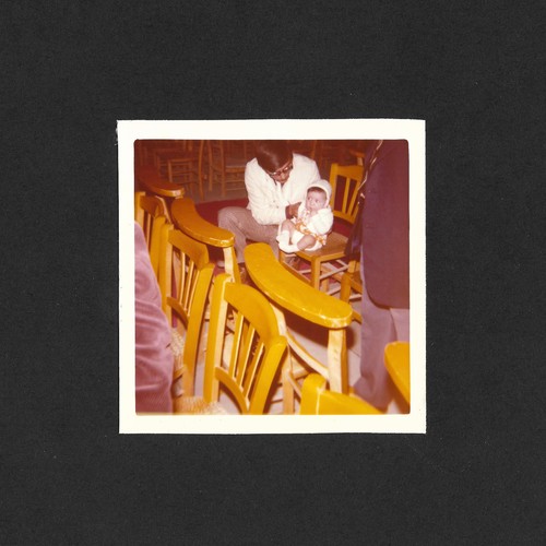Bébé nourrisson église