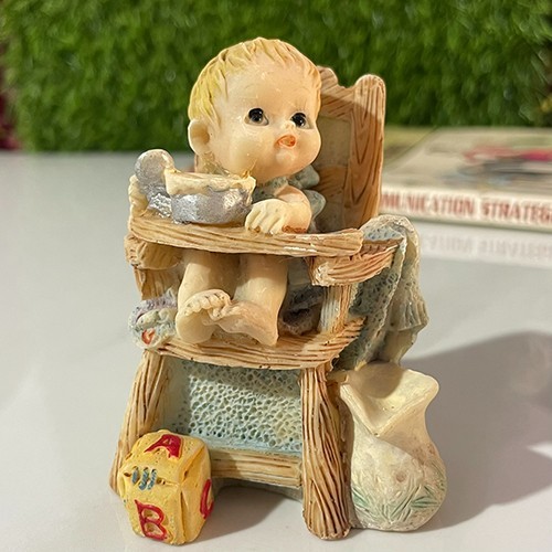 Statuette résine vintage - en,